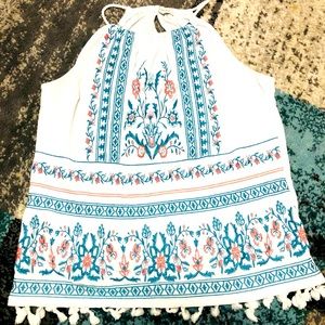 Medium embroidered summer shirt